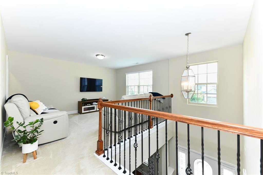 Kernersville, North Carolina 27284, United States, 4 Bedrooms Bedrooms, ,4 BathroomsBathrooms,Residential,Pending,43556