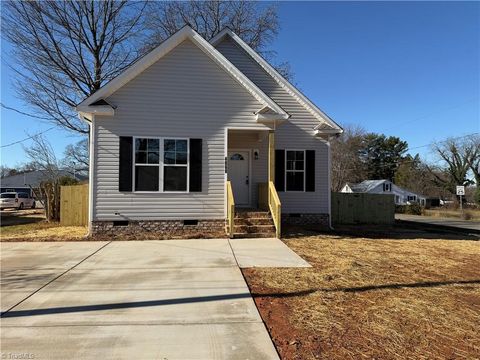 4868 Monte Vista Street Winston-Salem NC 27105