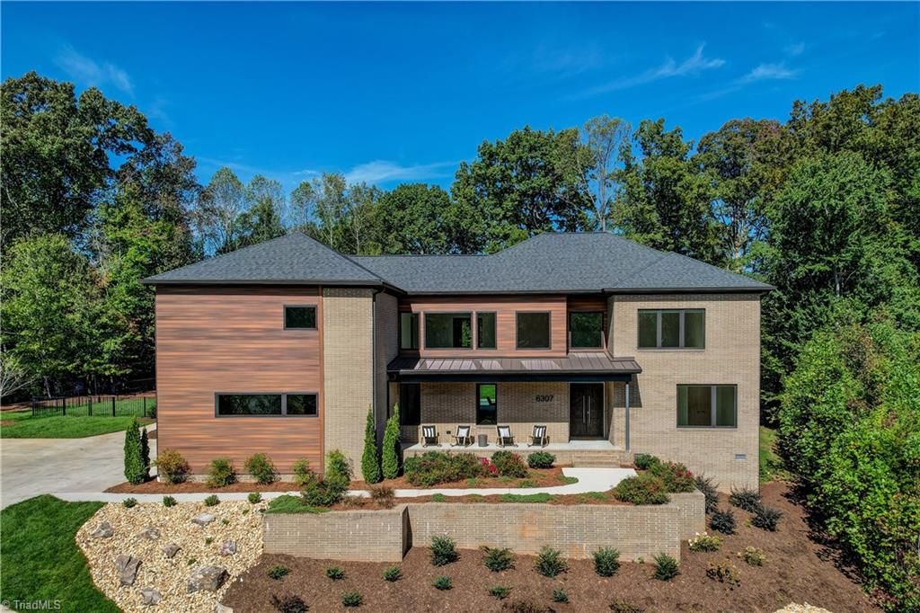 Photo of 6307 Alley Ridge Way, Summerfield, NC 27358 (MLS # 1197920)