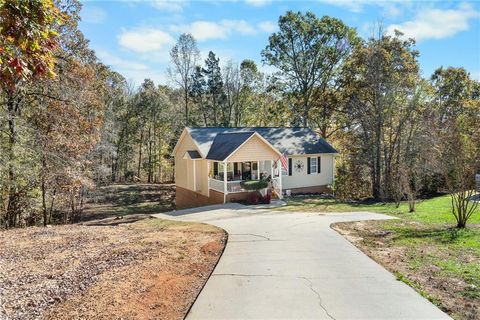 A home in Thomasville