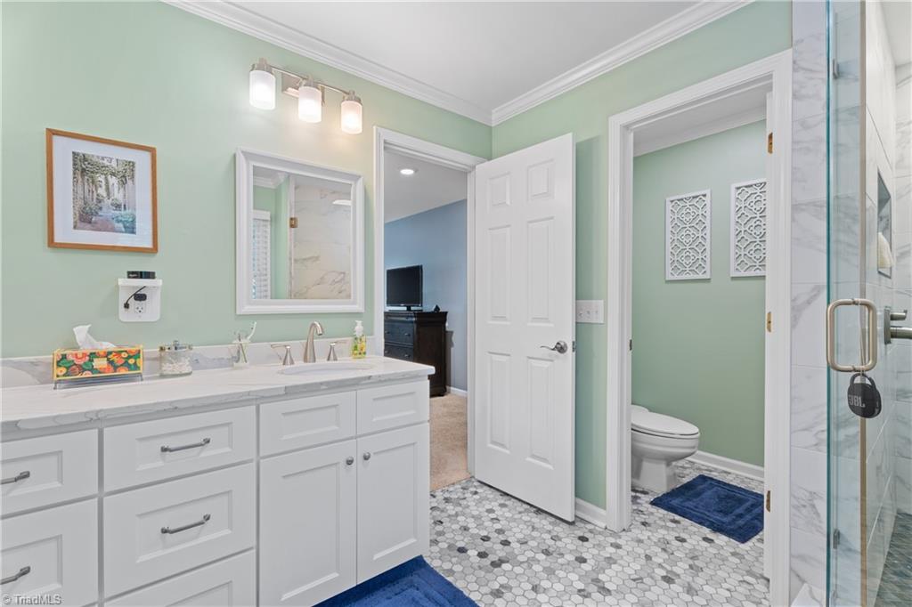 Clemmons, North Carolina 27012, United States, 3 Bedrooms Bedrooms, ,3 BathroomsBathrooms,Residential,Pending,200488