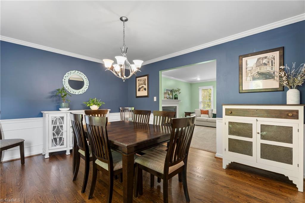 Clemmons, North Carolina 27012, United States, 3 Bedrooms Bedrooms, ,3 BathroomsBathrooms,Residential,Pending,200488