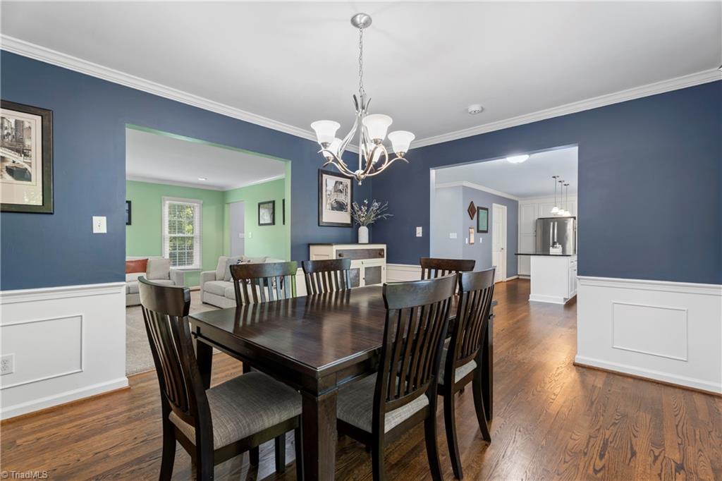 Clemmons, North Carolina 27012, United States, 3 Bedrooms Bedrooms, ,3 BathroomsBathrooms,Residential,Pending,200488