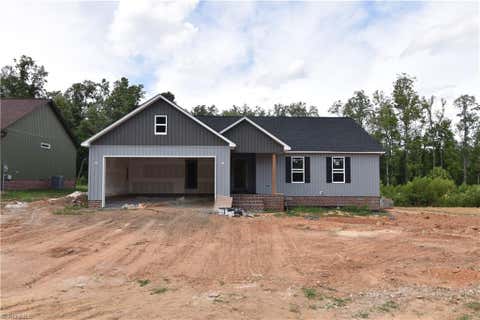 Homes For Sale - 111 Fletchers Farm Drive<br/> Davidson County, Thomasville, NC 27360