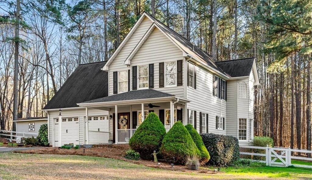 Photo of 1252 Providence Church Road, Randleman, NC 27317 (MLS # 1213102)