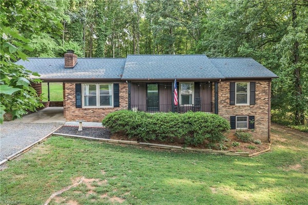 206 LAURA RD, MADISON, NC 27025 - Image 86d05fb0f8a82d49f769db16f508dbf2/909534153