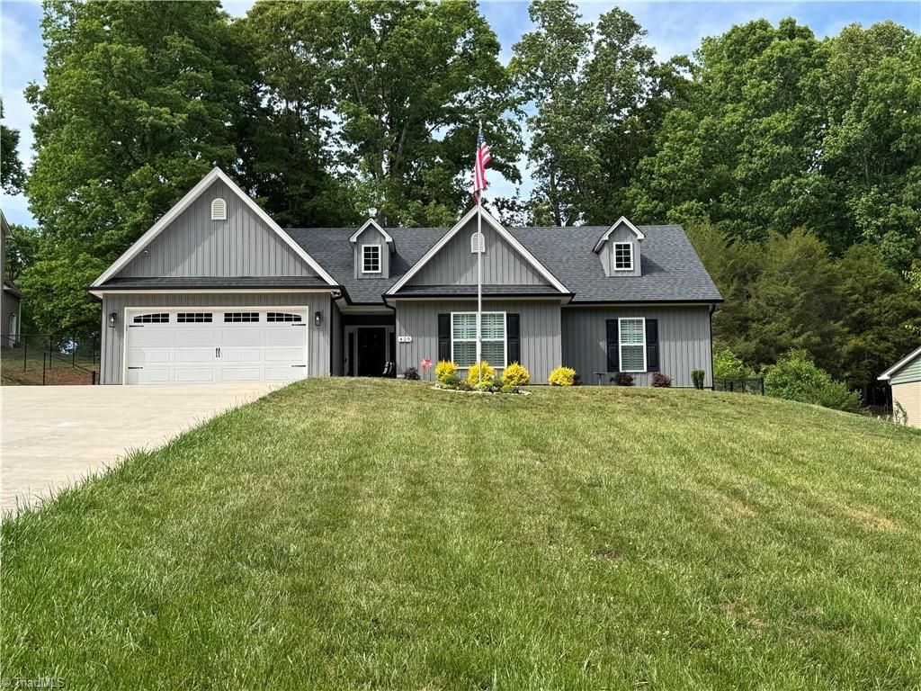 Photo of 429 Winchester Drive, King, NC 27021 (MLS # 1218350)