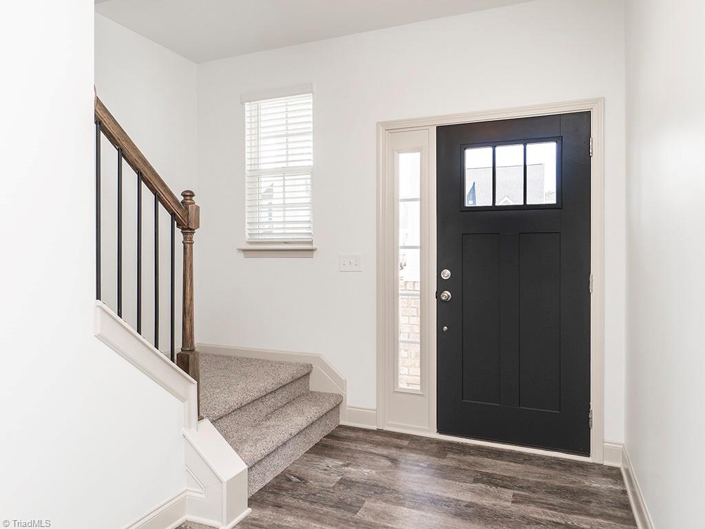 2320 Campbell Loop