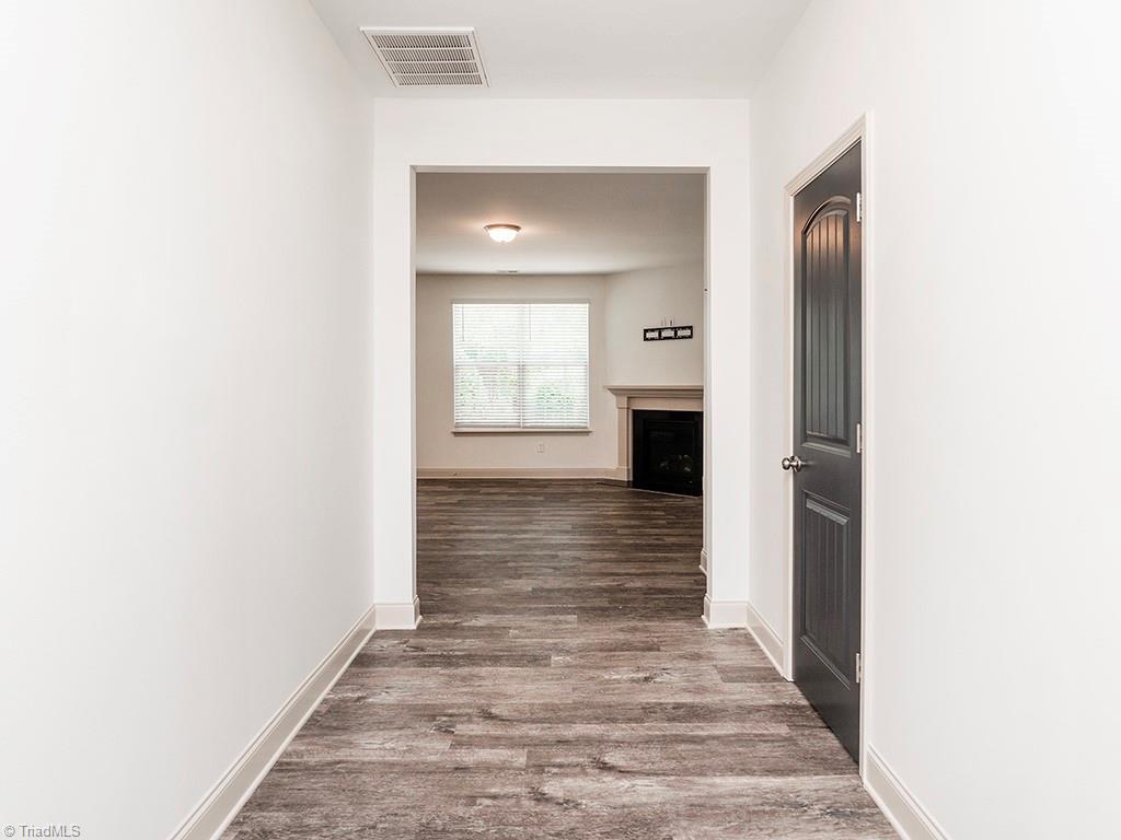 2320 Campbell Loop
