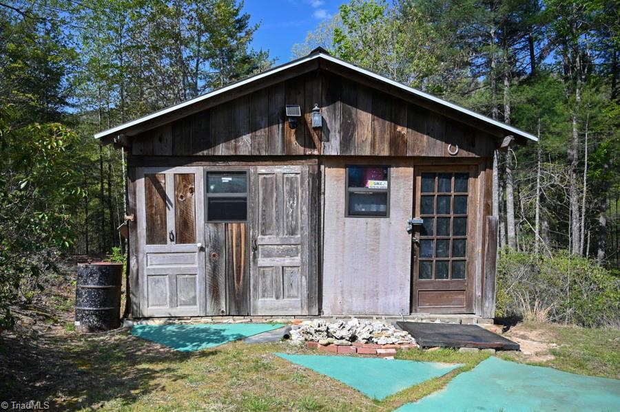 2668 Reedy Branch Road, Purlear, North Carolina image 45