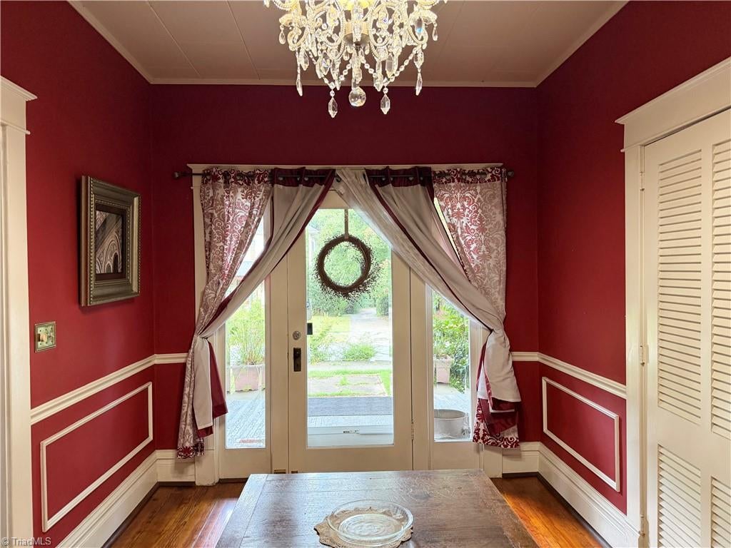 Photo of 907 Johnson Street, High Point, NC 27262 (MLS # 1235462)