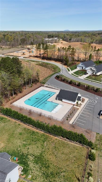 922 Dorchester Street, Clemmons, North Carolina image 2