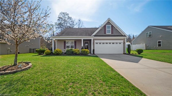 3159 PERRIN DR, HAW RIVER, NC 27258 - Image 8744e6d120ff3d550004bd5ca23ddd92/830169065