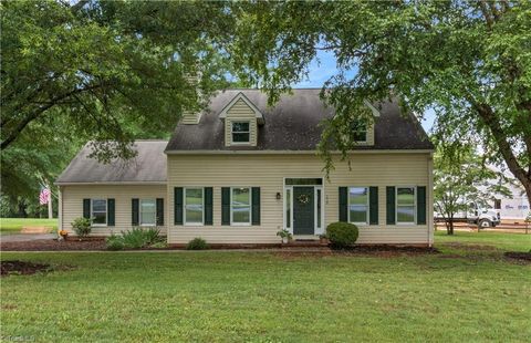 173 Pine Valley Road Mocksville NC 27028