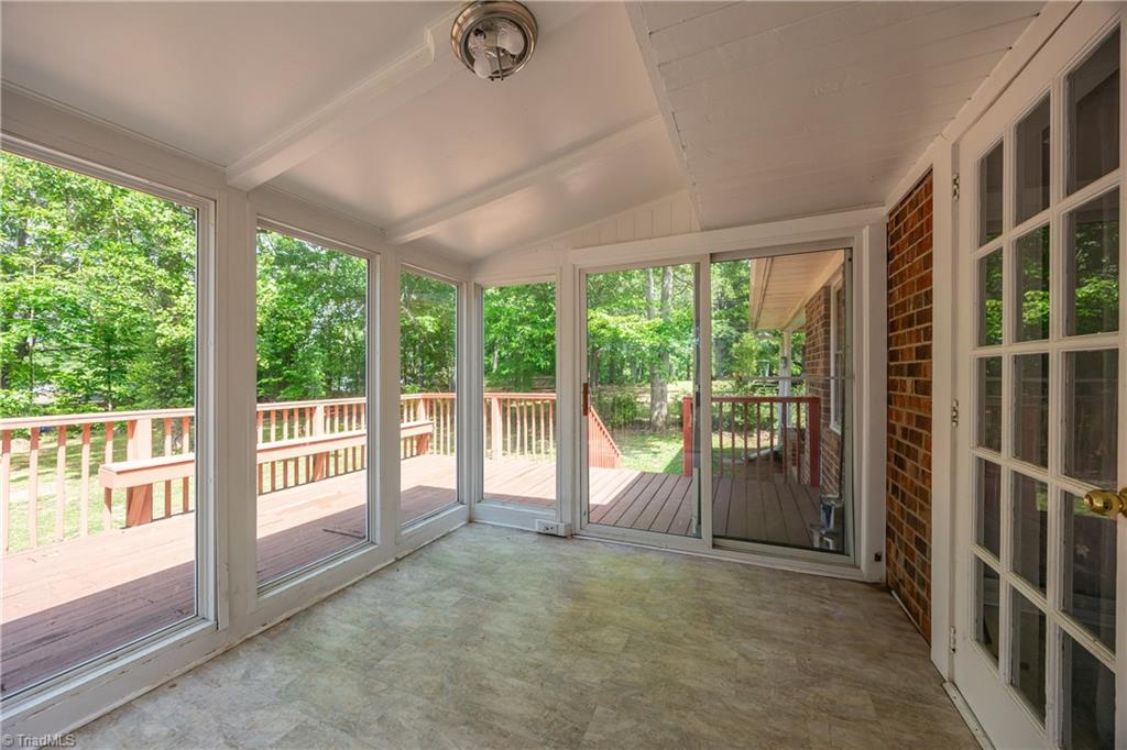 905 Hampton Street, Eden, North Carolina image 18