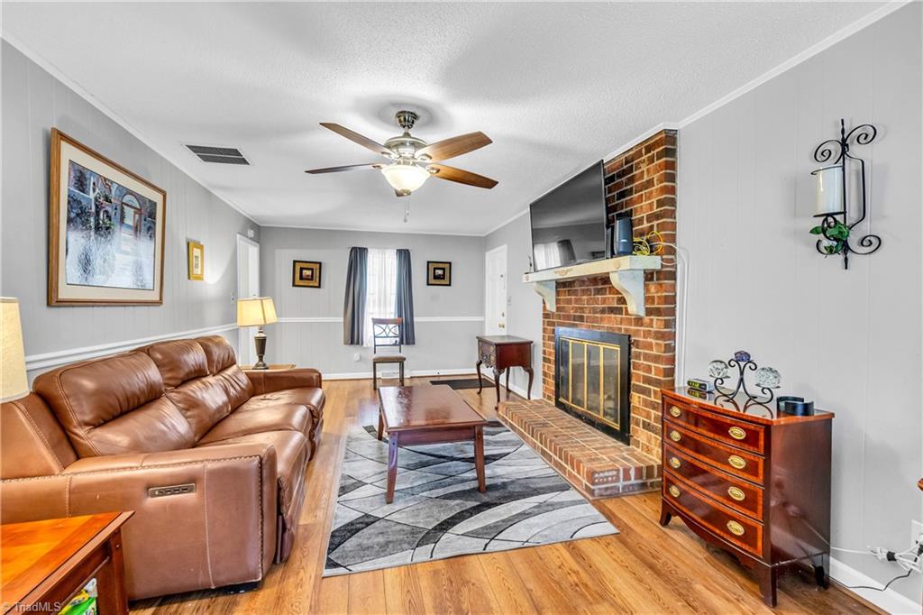 905 Hampton Street, Eden, North Carolina image 14