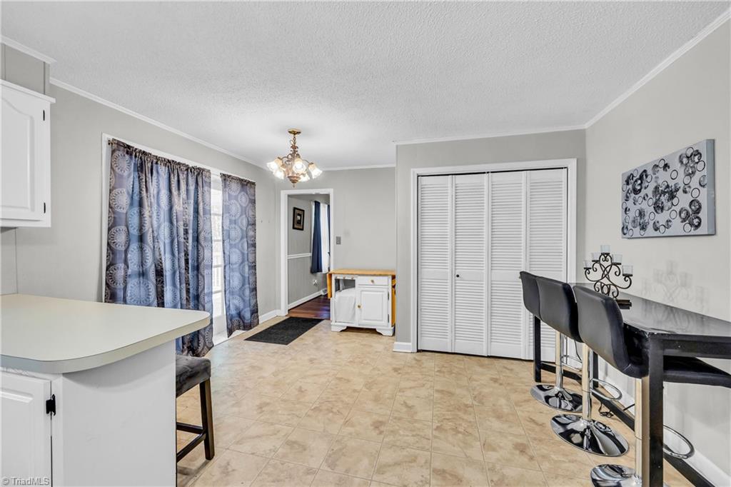 905 Hampton Street, Eden, North Carolina image 12