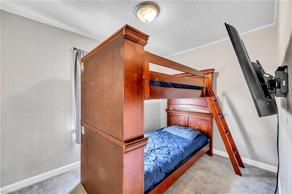 905 Hampton Street, Eden, North Carolina image 24