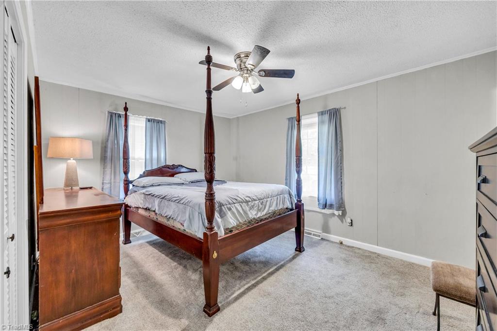 905 Hampton Street, Eden, North Carolina image 19