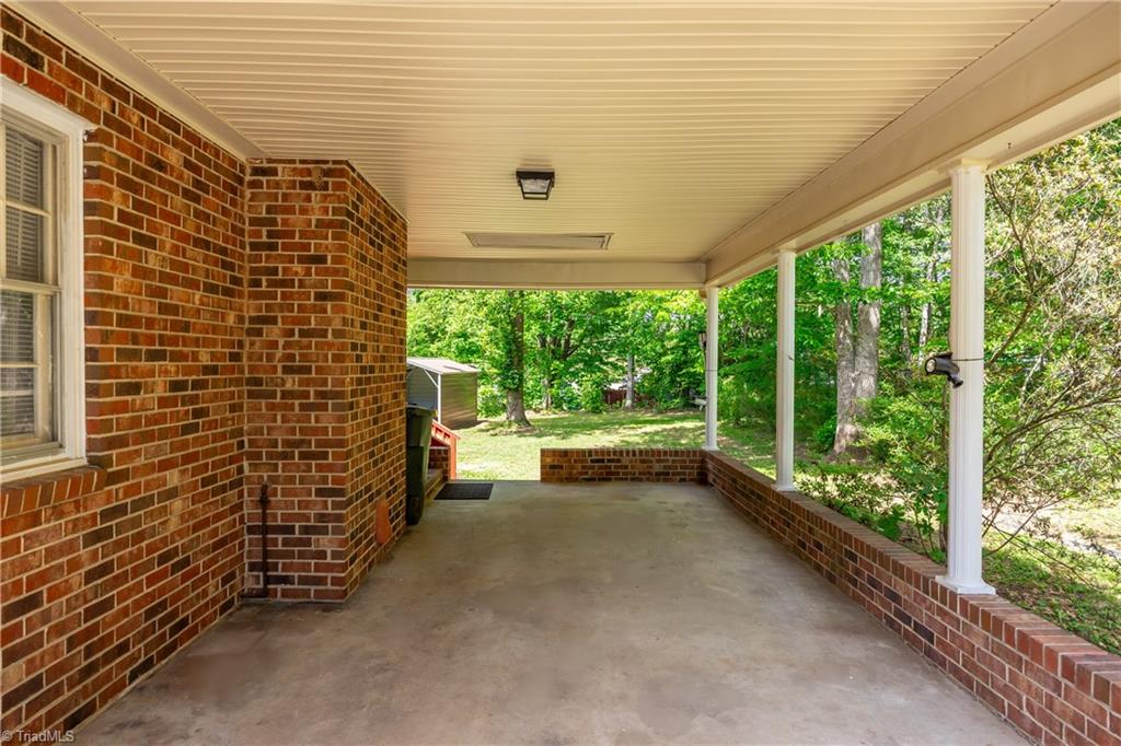 905 Hampton Street, Eden, North Carolina image 5