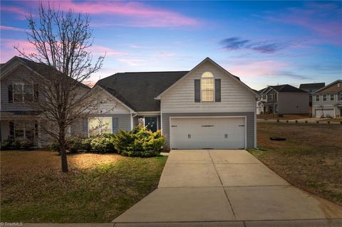 Homes For Sale - 200 Trimble Drive<br/> Elon, NC 27244