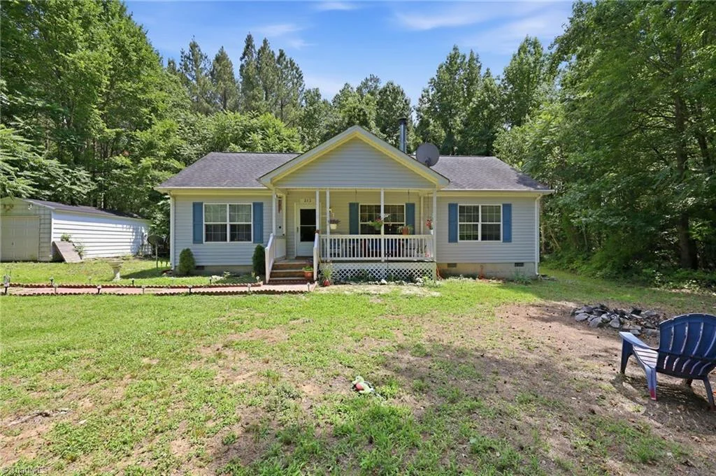 212 Lakeview Drive, Pelham, NC, 27311