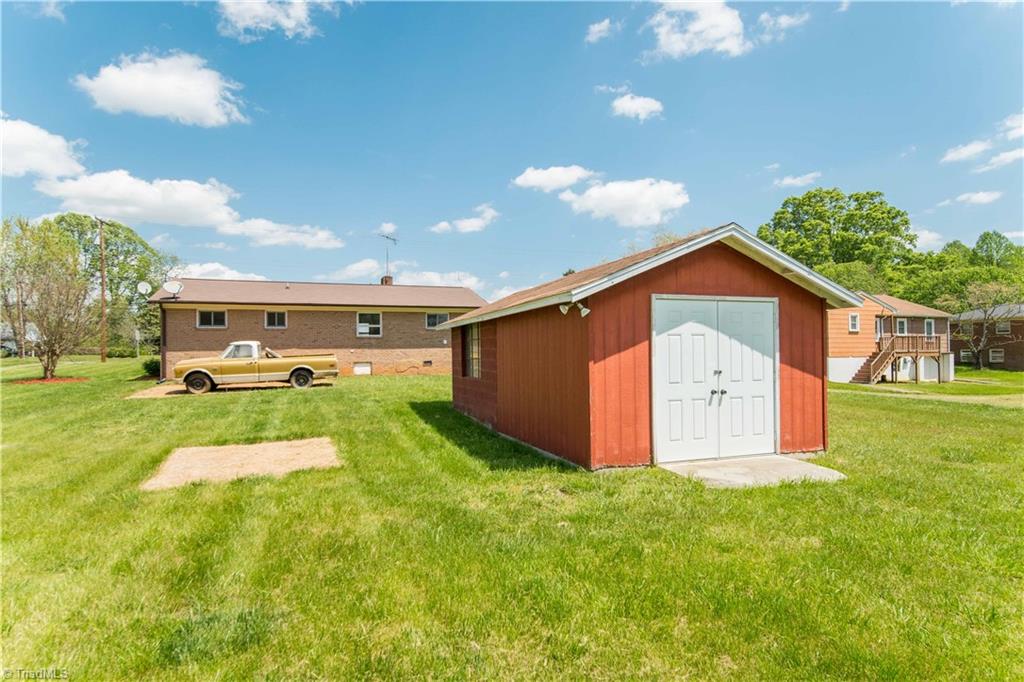 1405 Austin Traphill Road, Elkin, North Carolina image 22
