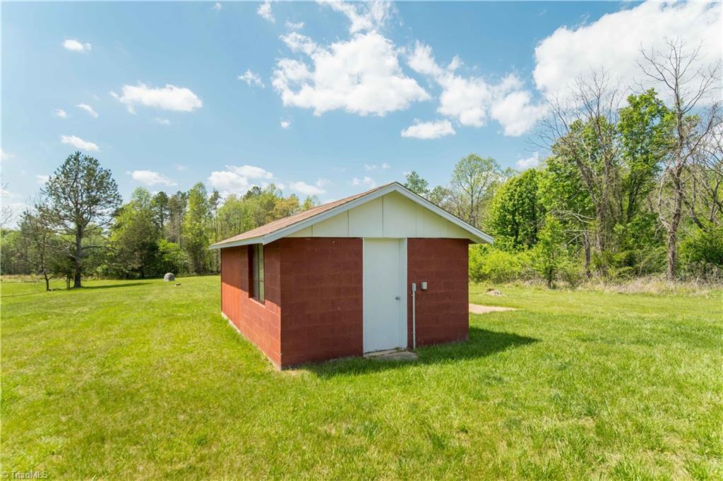 1405 Austin Traphill Road, Elkin, North Carolina image 23