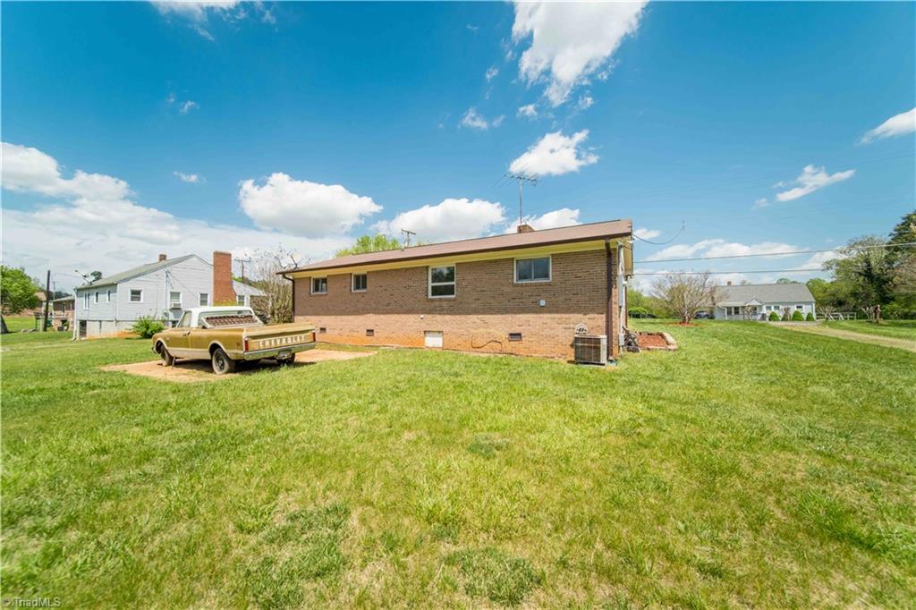 1405 Austin Traphill Road, Elkin, North Carolina image 6