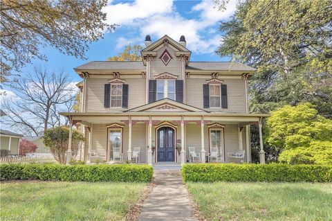 Homes For Sale - 120 Fulton Street<br/> Salisbury, NC 28144