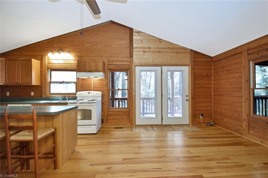 218 Doe Run, Purlear, North Carolina image 13