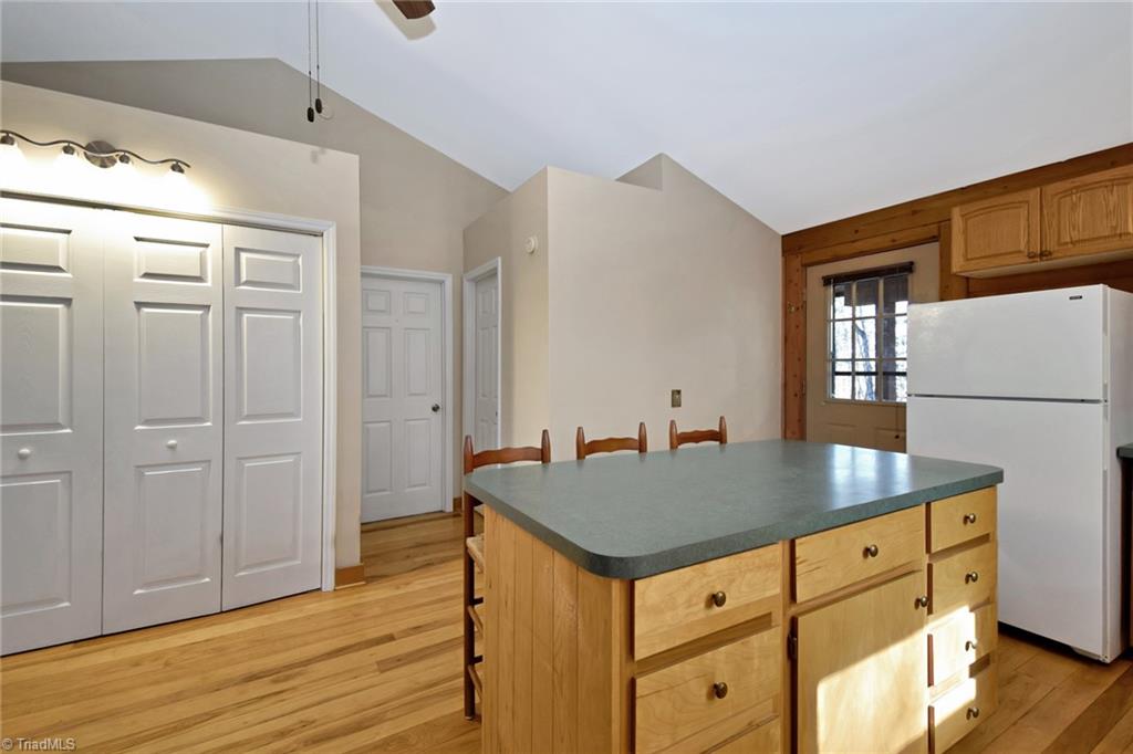218 Doe Run, Purlear, North Carolina image 11