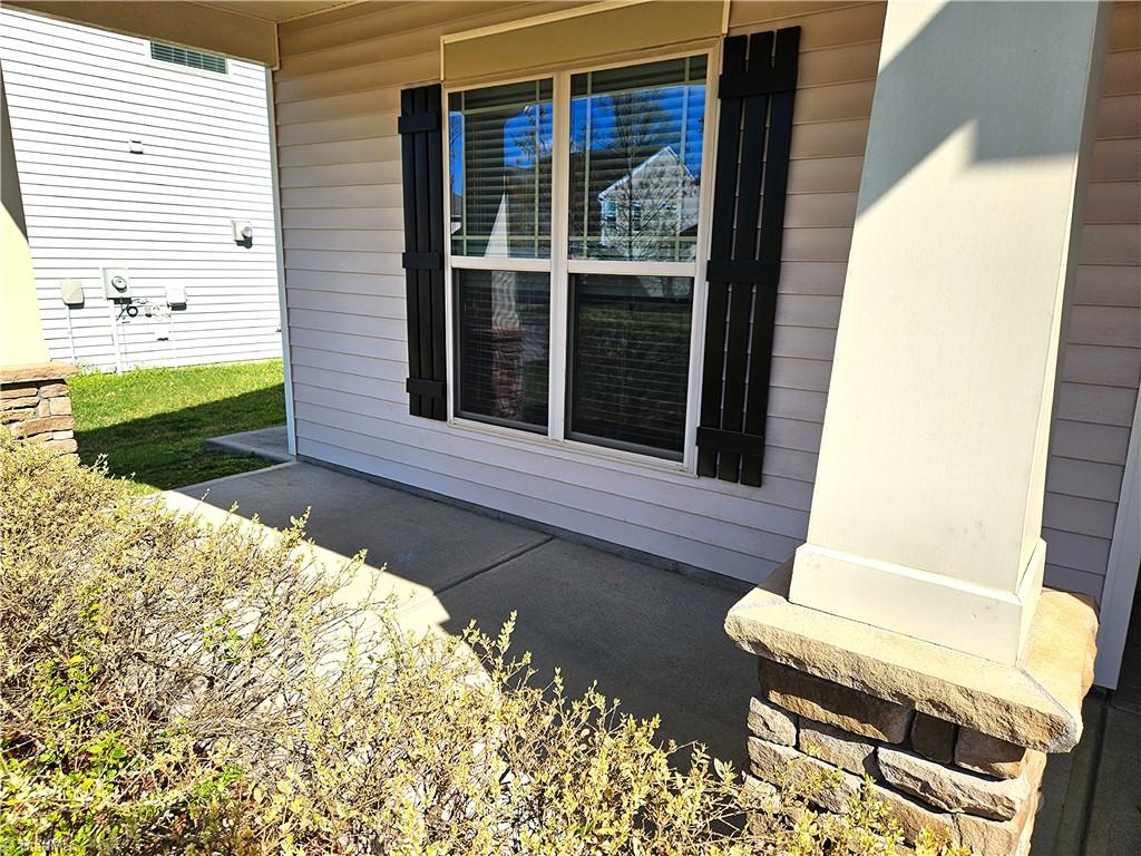 2467 Bearded Iris Lane, High Point, North Carolina image 4