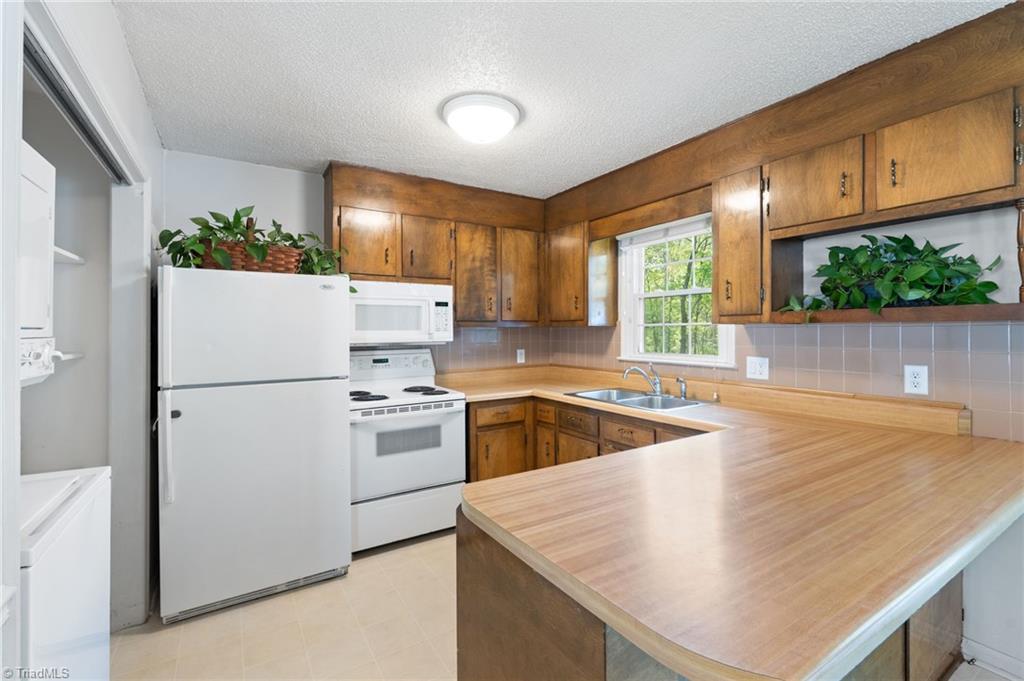 4220 Spainhour Mill Road, Tobaccoville, North Carolina image 9