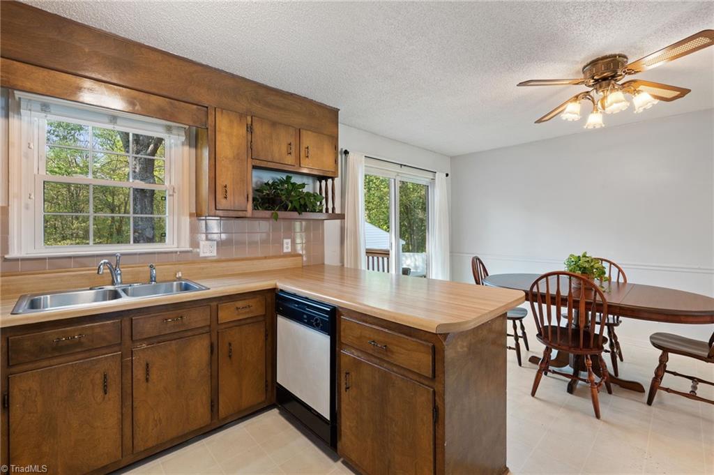 4220 Spainhour Mill Road, Tobaccoville, North Carolina image 10