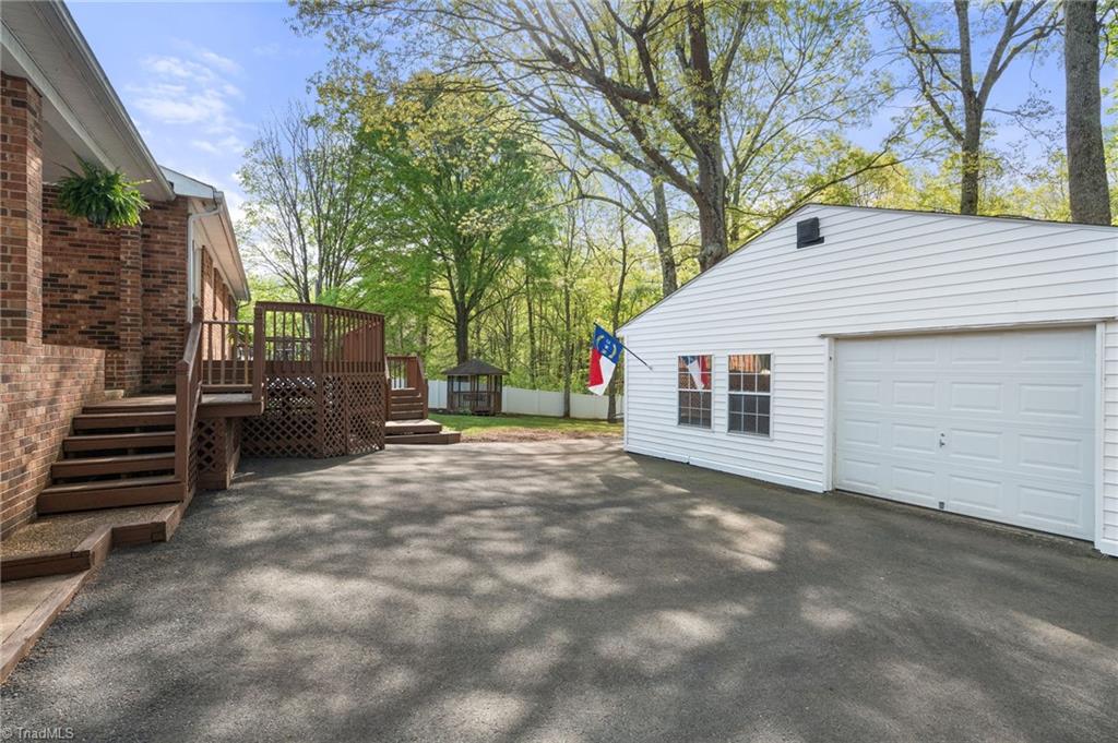 4220 Spainhour Mill Road, Tobaccoville, North Carolina image 16