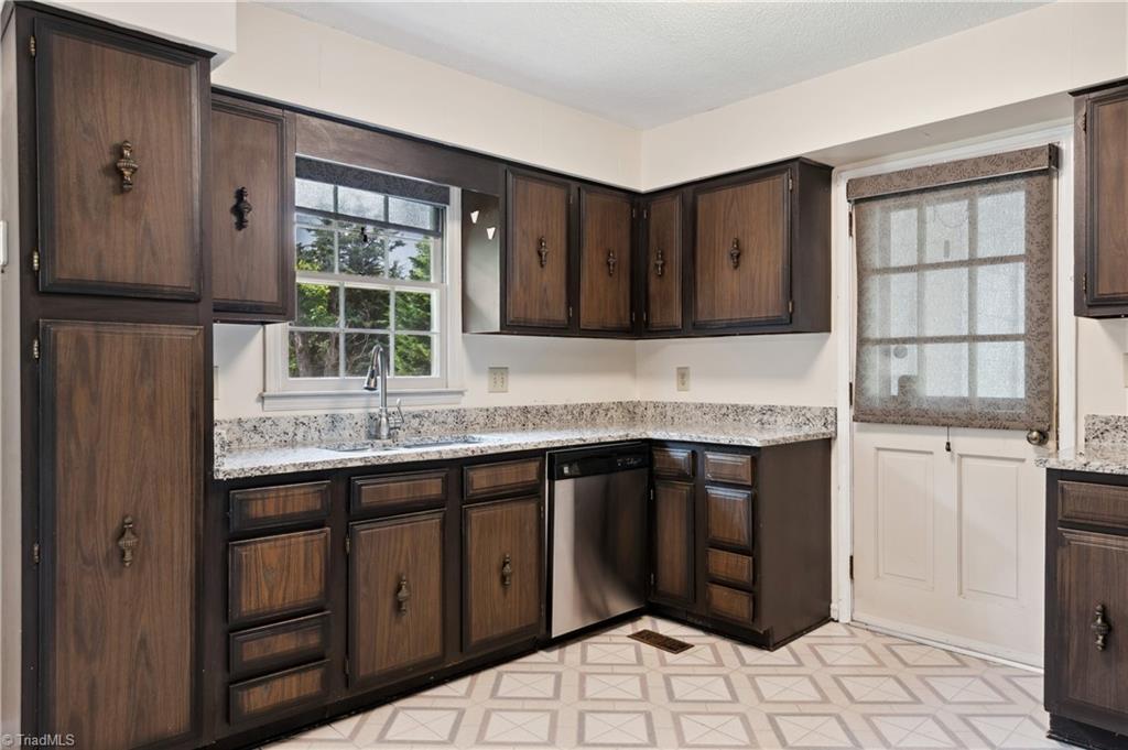 409 Ivey Road, Graham, North Carolina image 7