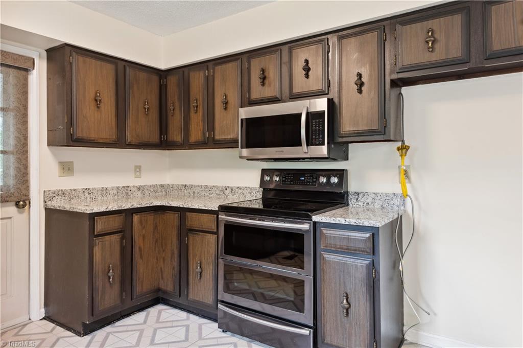 409 Ivey Road, Graham, North Carolina image 8