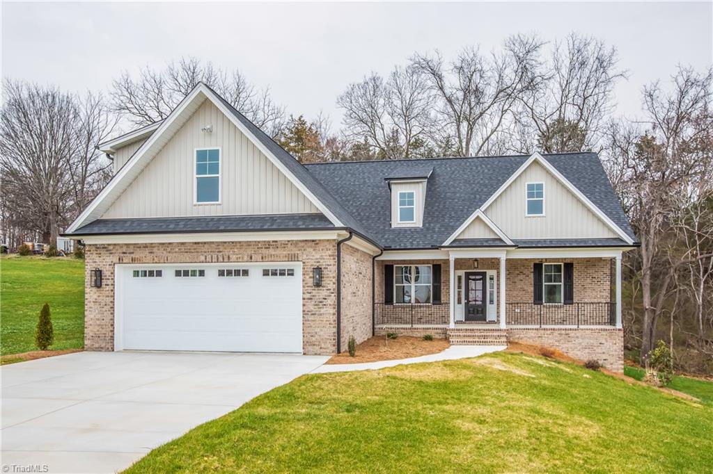 149 Beauchamp Oaks Court, Advance, North Carolina image 1