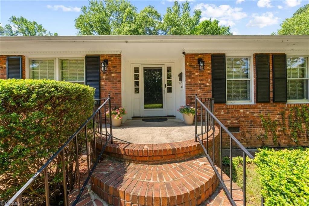 Photo of 4311 Dogwood Drive, Greensboro, NC 27410 (MLS # 1220500)