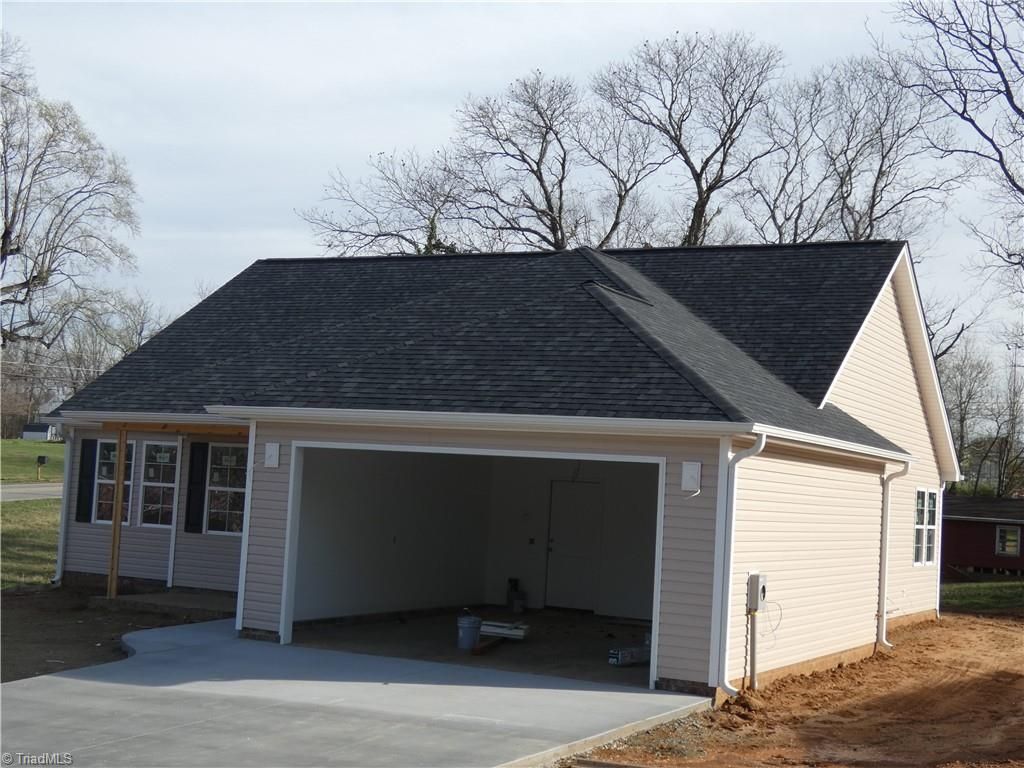 Photo of 105 Hickory Street, Yadkinville, NC 27055 (MLS # 1212629)