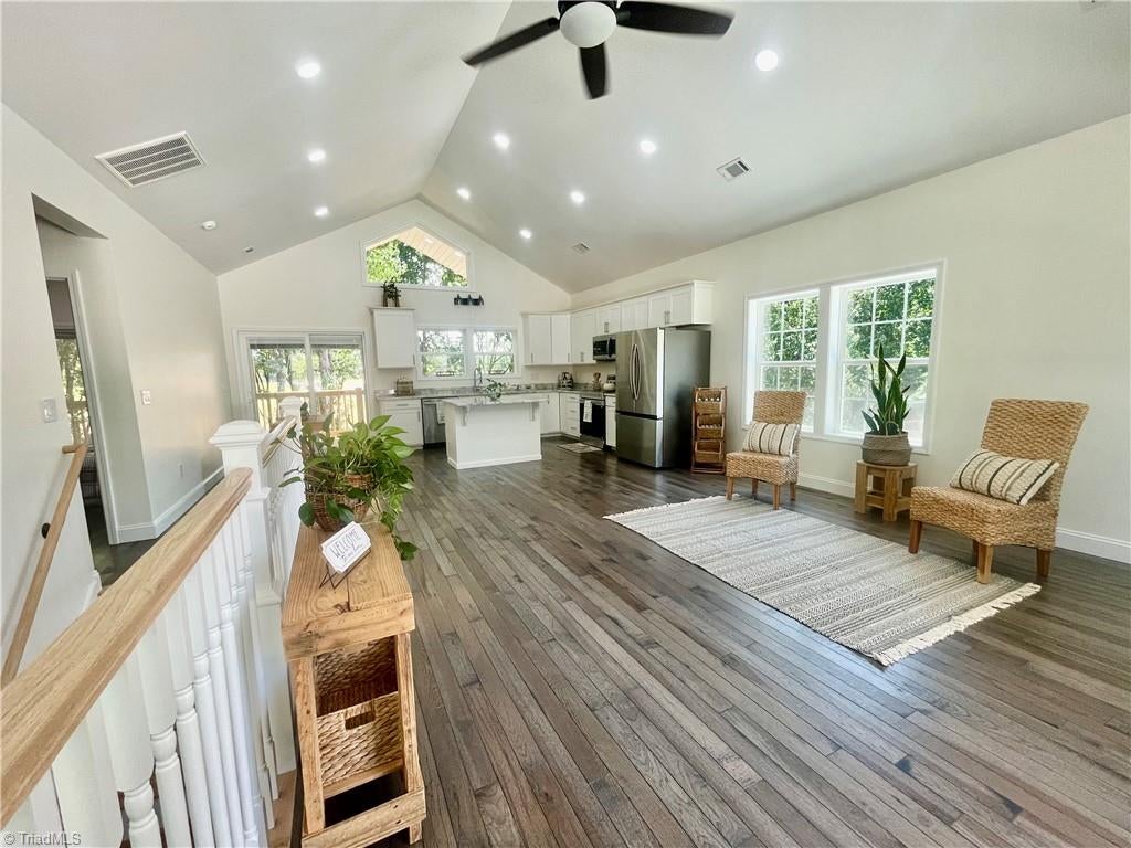 Photo of 177 Linda Carol Avenue, Wilkesboro, NC 28697 (MLS # 1225160)