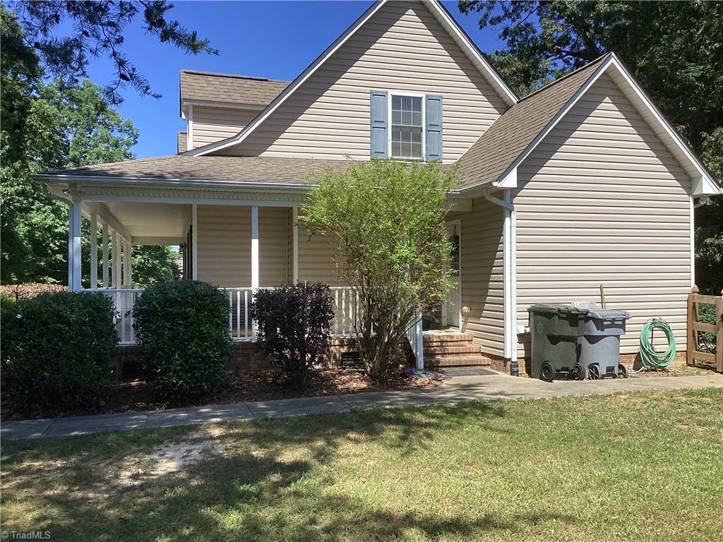 695 Old Castle Drive, Randleman, North Carolina image 4