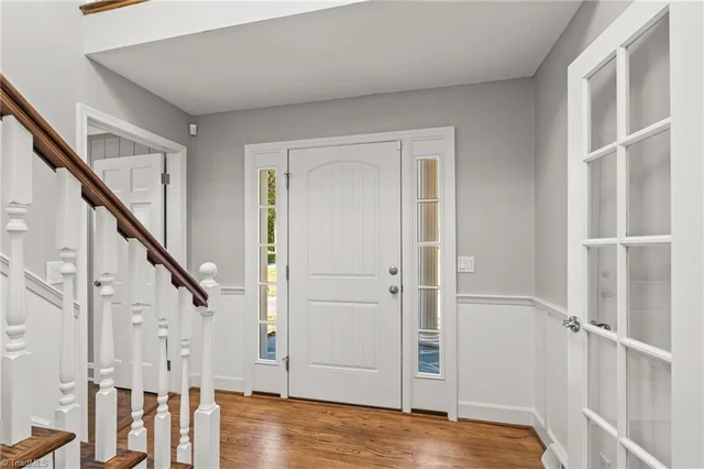 2500 Woodberry Drive, photo 4 of 50