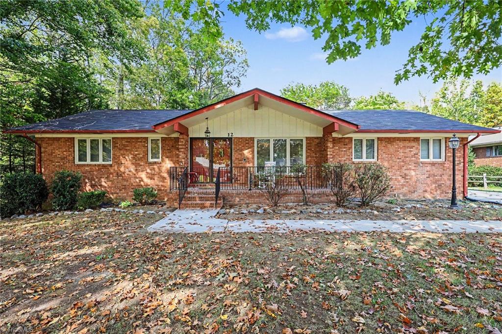 Photo of 12 Lodge Drive, Thomasville, NC 27360 (MLS # 1239049)