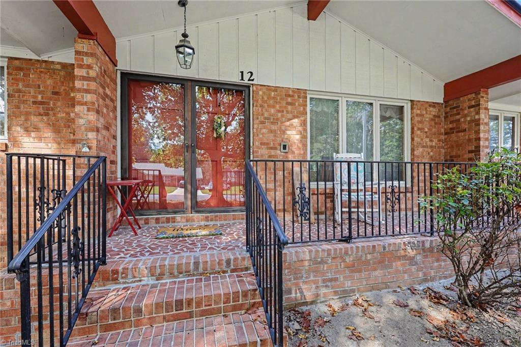 Photo of 12 Lodge Drive, Thomasville, NC 27360 (MLS # 1239049)