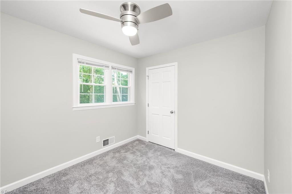 1024 Salmons Drive, Yadkinville, North Carolina image 18