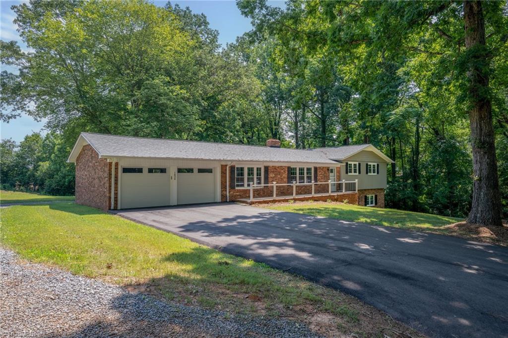 1024 Salmons Drive, Yadkinville, North Carolina image 46