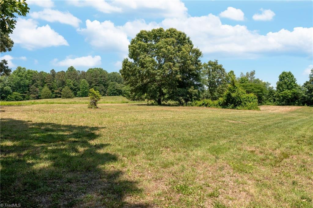 1024 Salmons Drive, Yadkinville, North Carolina image 39