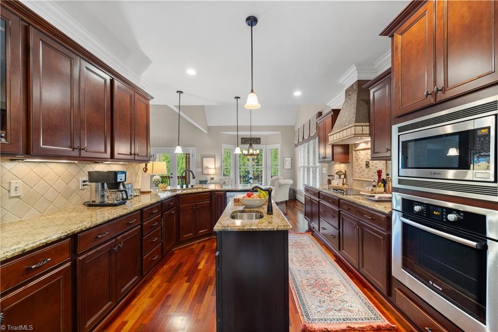 Kernersville, North Carolina 27284, United States, 3 Bedrooms Bedrooms, ,3 BathroomsBathrooms,Residential,Active,217057